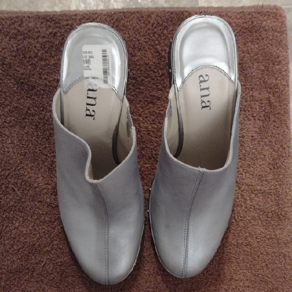 a.n.a Silver Mules with Minimalist Design